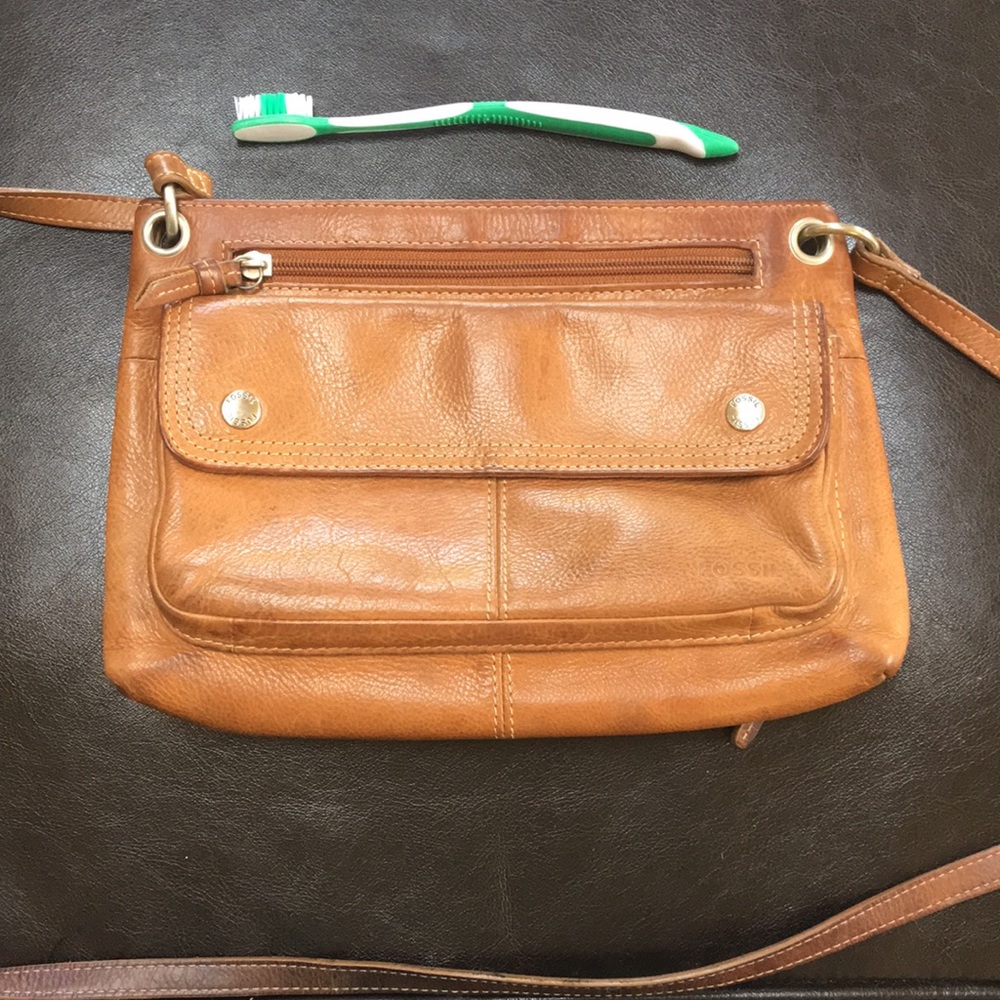 Vintage brown fossil cross body built in wallet